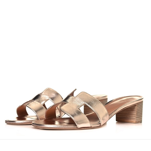 COPY - Hermes Metallic Napa Oasis Sandals Rose Dore - Picture 13 of 16